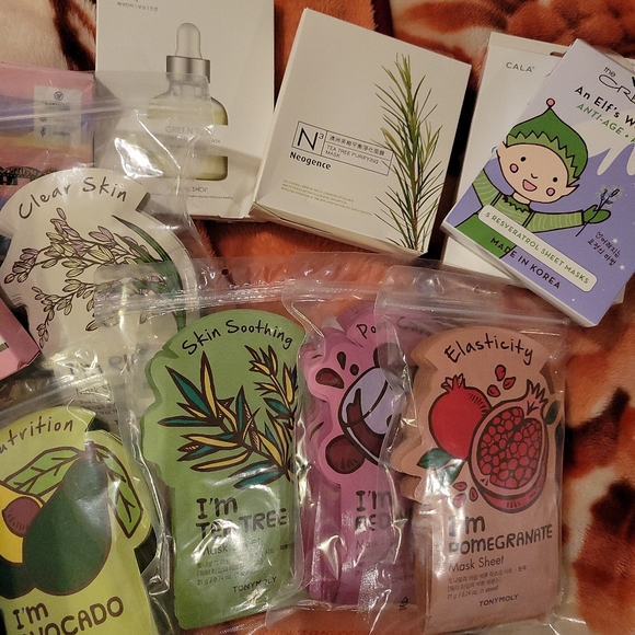 Mystery bundle pack of sheet masks - Picture 3 of 3